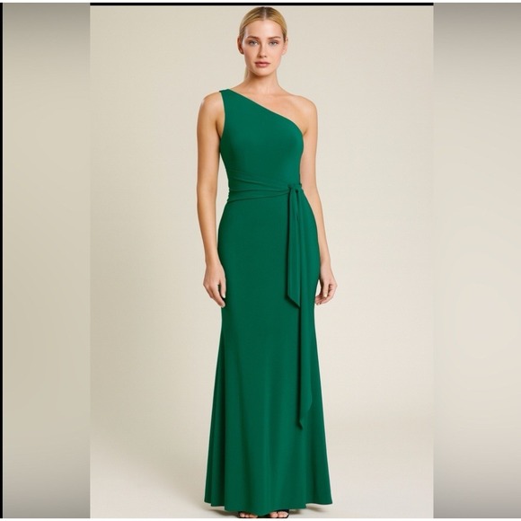 Mac Duggal Dresses & Skirts - NWT Mac Duggal Womens Green One Shoulder Jersey Sheath Gown Size 10